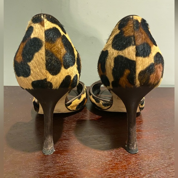 Christian Dior Vintage Leopard Calf CD Logo Pumps - Picture 4 of 6